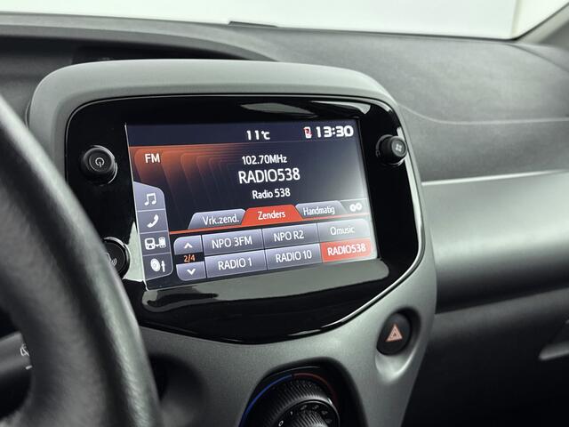 Toyota AYGO 1.0 VVT-i x-joy | Automaat | LM Velgen | Carplay |