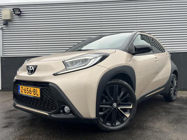 Toyota AYGO X 1.0 VVT-i S-CVT Automaat Pulse Nieuw geleverd, 1e eign. AppleCarPlay/AmdroidAuto, 18" LMV, Privacy glass, Climate control,Adaptieve Cruise control