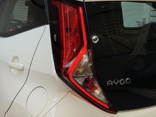 Toyota AYGO 1.0 VVT-i x-play