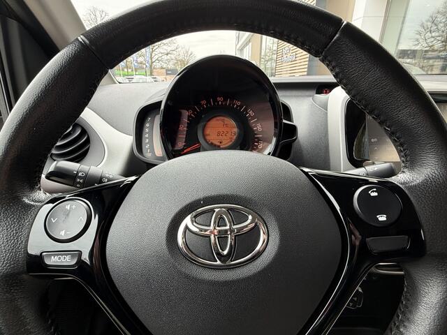 Toyota AYGO 1.0 VVT-i x-play | Camera