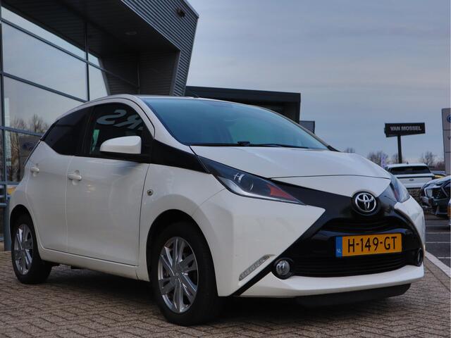 Toyota AYGO 1.0 VVT-i x-cite | Camera | Airco | Apple/Android auto | LED |