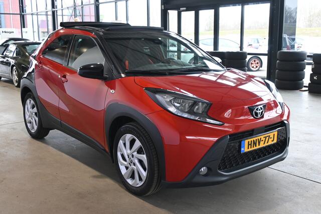 Toyota AYGO X 1.0 VVT-i MT Play Clima Carplay Panoramadak Camera LED Rijklaarprijs Inruil Mogelijk!