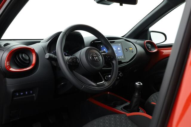 Toyota AYGO X 1.0 VVT-i MT Envy | Adapt. Cruise | Keyless | Apple CarPlay & Android Auto | Camera+PDC | Stoelverw. | DAB