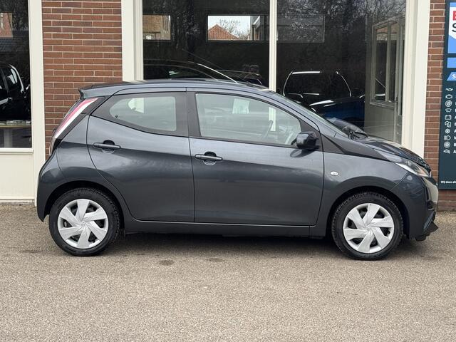 Toyota AYGO 1.0 VVT-i x-play Airco, Cruise Controle, Camera,