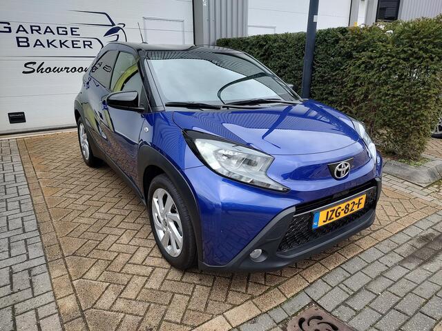 Toyota AYGO X 1.0 VVT-i MT Pulse Camera Carplay-Navi Two-Tone Stoelverwarming Airco