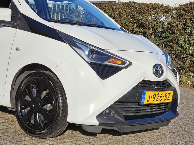Toyota AYGO 1.0 VVT-i x-play, Camera! Carplay! Nwe APK! Zondag OPEN!