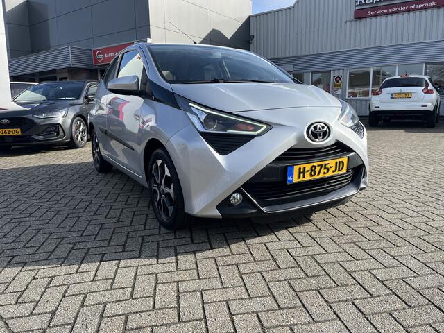 Toyota AYGO 1.0 VVT-i x-play AUTOMAAT