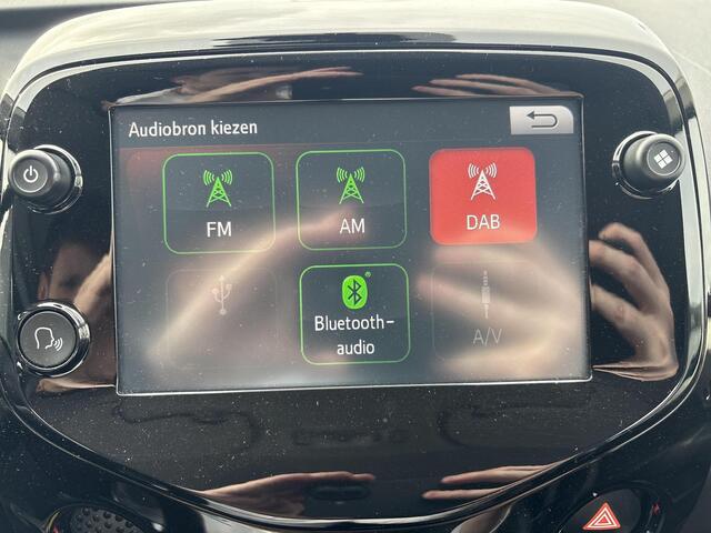 Toyota AYGO 1.0 VVT-i x-cite **CABRIO/ BEGRENZER/ APPLE CARPLAY/ AIRCO**