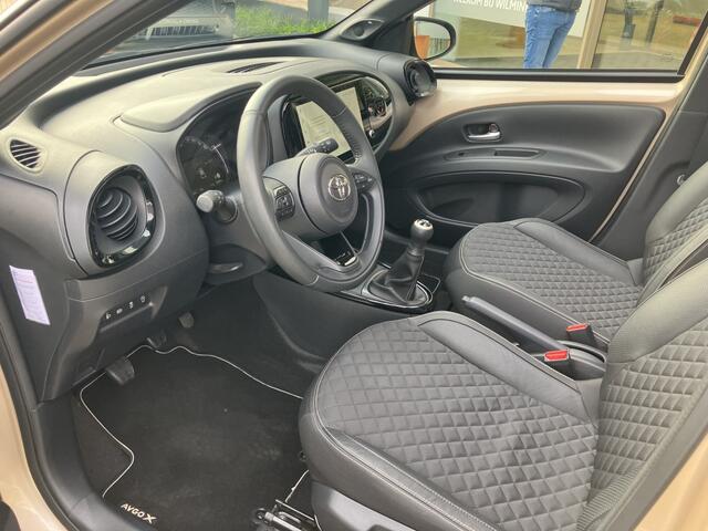 Toyota AYGO X 1.0 VVT-i MT Premium Cabrio | JBL | PDC v/a (12000km!!)