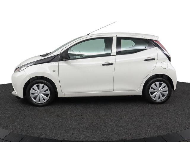 Toyota AYGO 1.0 VVT-i x-now | Airco |