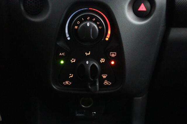 Toyota AYGO 1.0 VVT-i x-now | Airco |