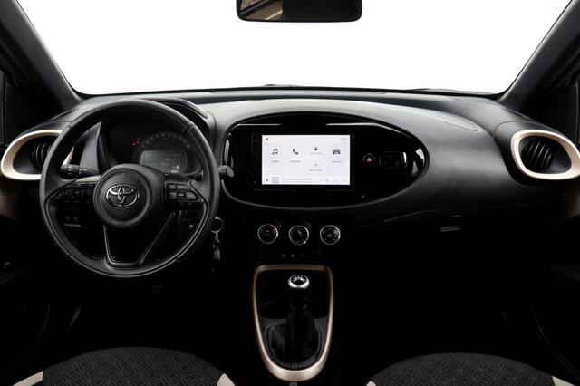 Toyota AYGO 1.0 VVT-i MT Pulse - 72 pk **Bi-tone / Camera / Carplay