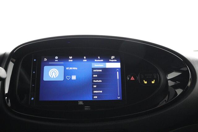 Toyota AYGO X 1.0 VVT-i S-CVT Premium | Apple Carplay/Android Auto | Stoelverwarming | Navigatie |