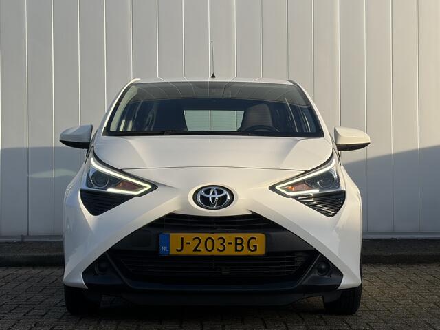 Toyota AYGO 1.0 VVT-i X-Play NL Auto Dealer Onderhouden Carplay Camera Airco
