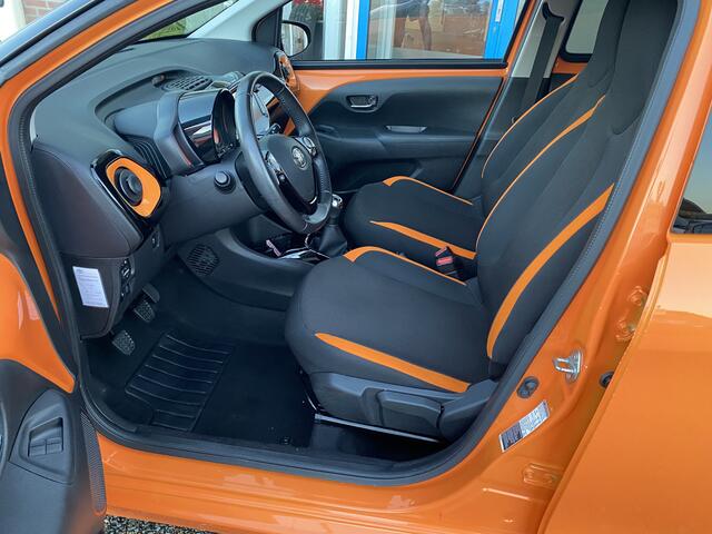 Toyota AYGO 1.0 VVT-i x-cite