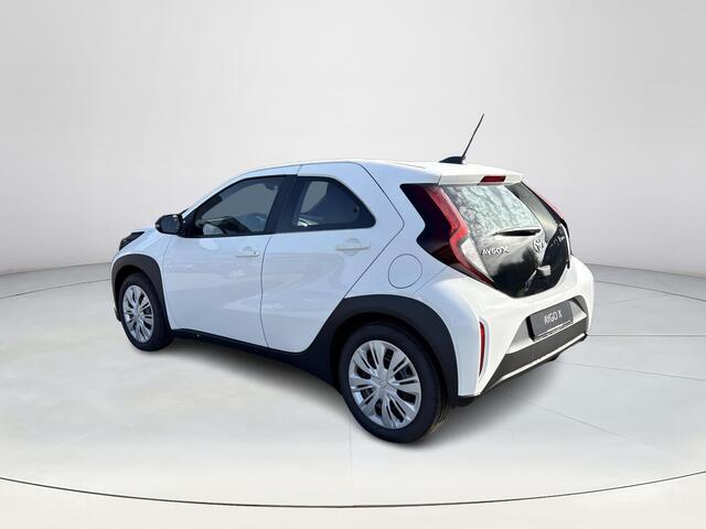 Toyota AYGO X Hybrid 115 play **NIEUWE AUTO/ HYBRIDE**