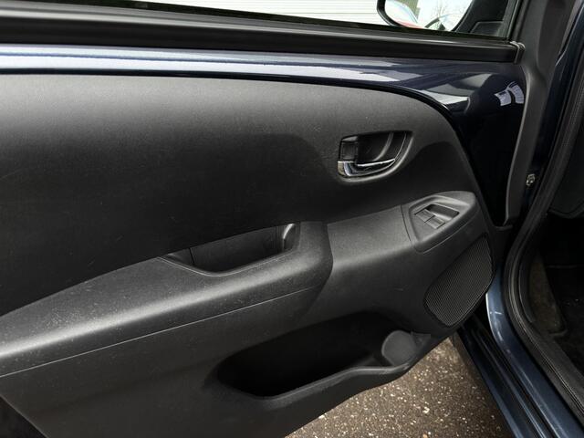 Toyota AYGO 1.0 VVT-i x-play Camera Navi Carplay Airco