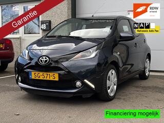 toyota-aygo-1.0-vvt-i-x-play-camera