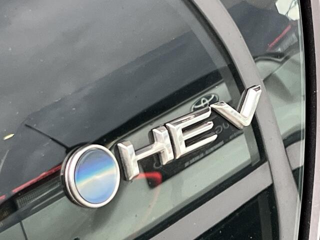 Toyota AYGO X Hybrid 115 play