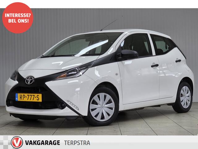 Toyota AYGO 1.0 VVT-i x-fun/ LED Dagrijverl./ Airco!/ C.V.Afstand/ Bluetooth/ Elek.Pakket/ Isofix/ Deelbare Achterbank.