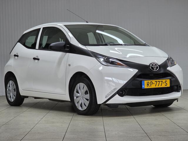 Toyota AYGO 1.0 VVT-i x-fun/ LED Dagrijverl./ Airco!/ C.V.Afstand/ Bluetooth/ Elek.Pakket/ Isofix/ Deelbare Achterbank.