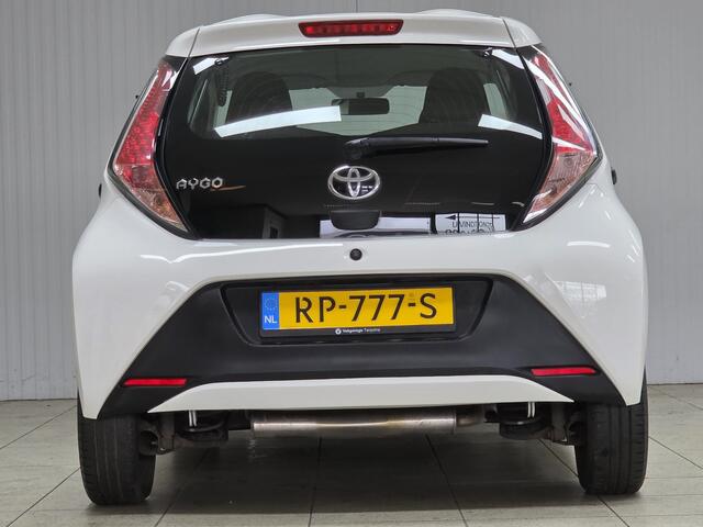 Toyota AYGO 1.0 VVT-i x-fun/ LED Dagrijverl./ Airco!/ C.V.Afstand/ Bluetooth/ Elek.Pakket/ Isofix/ Deelbare Achterbank.