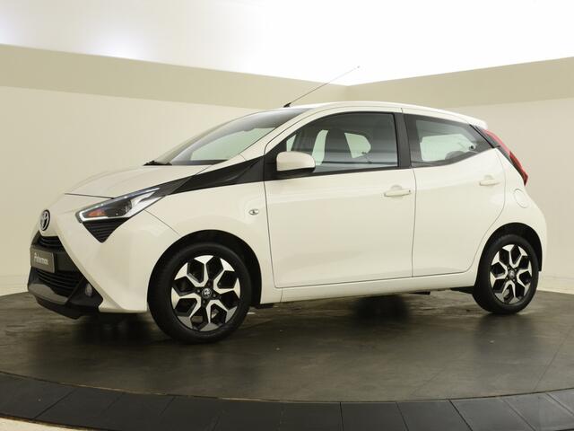 Toyota AYGO 1.0 VVT-i x-joy | All Season | Carplay | Camera