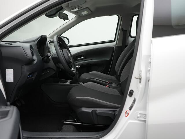 Toyota AYGO X 1.0 VVT-i MT Play | Carplay | Achteruitrijcamera |