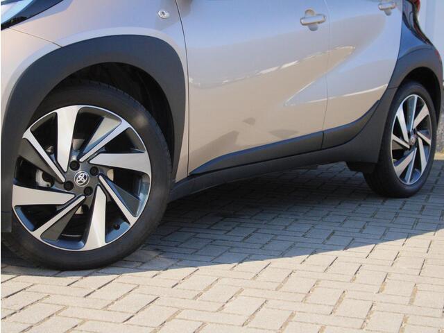 Toyota AYGO X 1.0 VVT-i Envy S-CVT Automaat Leder/Stof Bekleding, Cruise en Climate Control, Carplay/Android Auto