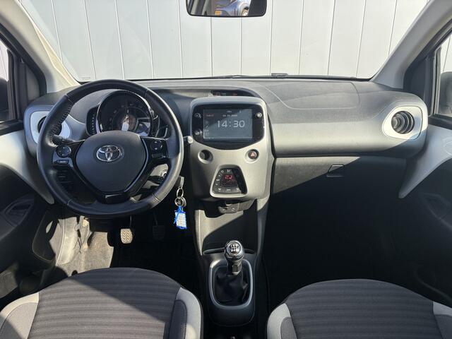 Toyota AYGO 1.0 VVT-i X-Joy NL Auto Dealer Onderhouden Carplay Climate Control LMV BTW Auto