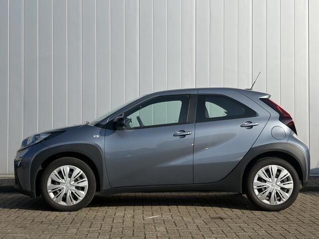 Toyota AYGO X 1.0 VVT-i MT Play NL Auto Dealer Onderhouden Groot Scherm Carplay Adapt Cruise