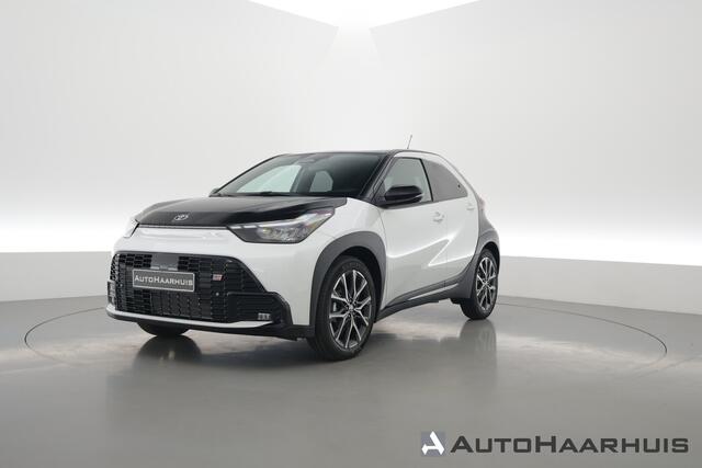 Toyota AYGO X Hybrid 115 GR Sport | Direct Leverbaar | Camera | Adapt. Cruise | JBL Audio | Keyless | Stoelverw. | Apple CarPlay |