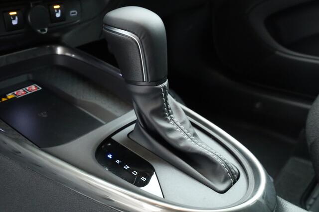 Toyota AYGO X Hybrid 115 GR Sport | Direct Leverbaar | Camera | Adapt. Cruise | JBL Audio | Keyless | Stoelverw. | Apple CarPlay |