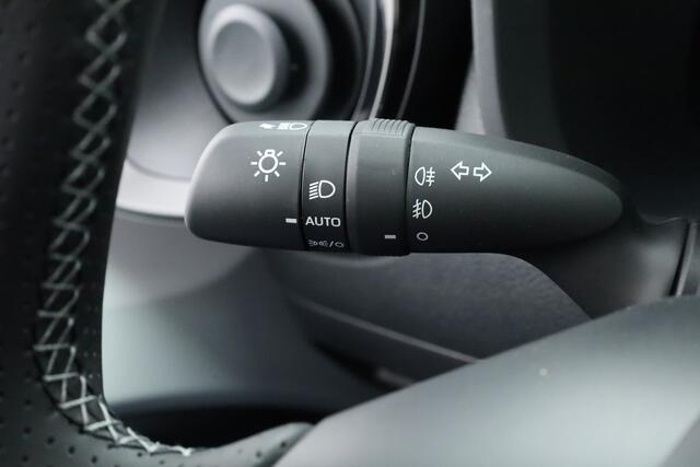 Toyota AYGO X Hybrid 115 GR Sport | Direct Leverbaar | Camera | Adapt. Cruise | JBL Audio | Keyless | Stoelverw. | Apple CarPlay |