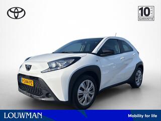 toyota-aygo-x-1.0-vvt-i-s-cvt-play-