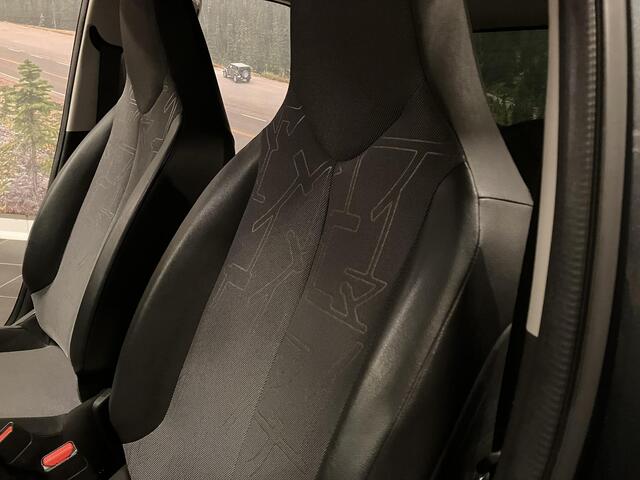 Toyota AYGO 1.0 VVT-i x-joy | Half-Leder | Camera | Trekhaak | Dealeronderhouden | Org. NL |