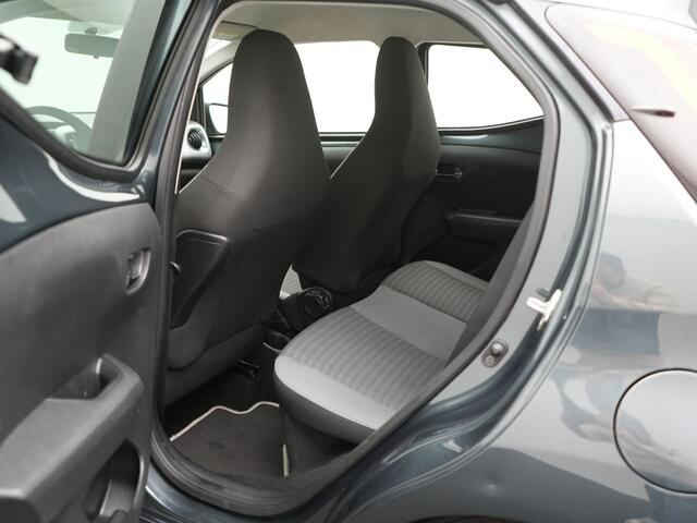 Toyota AYGO 1.0 VVT-i x-play