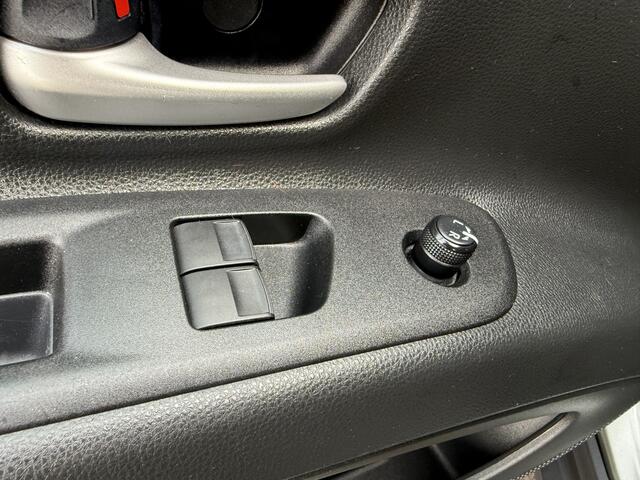 Toyota AYGO X 1.0 VVT-i MT first