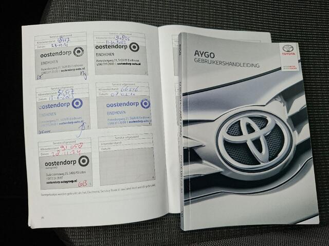 Toyota AYGO 1.0 VVT-i x-Joy AUT! 1e Eig! Camera! Climatronic! 29-12-2020! VERWACHT!