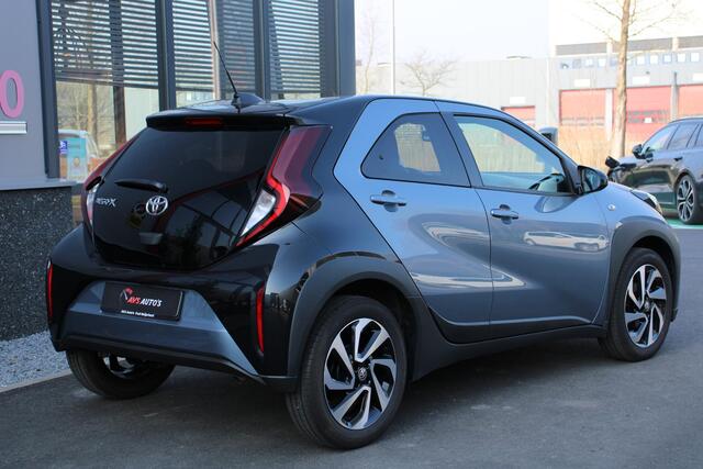 Toyota AYGO X 1.0 VVT-i MT Business TWO-TONE 14DKM, 2025, CAMERA, STOELVERW.