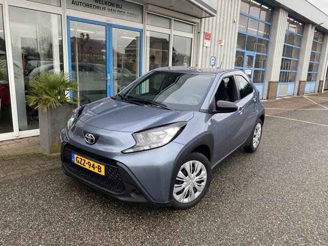 Toyota AYGO X 1.0 VVT-i MT Business