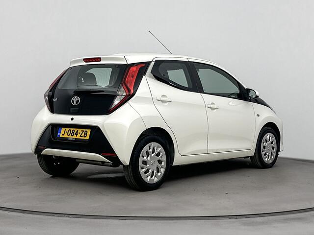 Toyota AYGO 1.0 VVT-i x-play | NL dealeronderhouden |