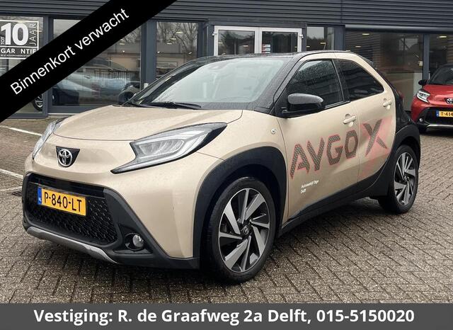 Toyota AYGO X 1.0 VVT-i MT Envy | JBL audio | Camera | Navigatie |