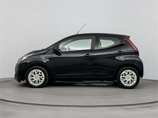 Toyota AYGO 1.0 VVT-i x-play