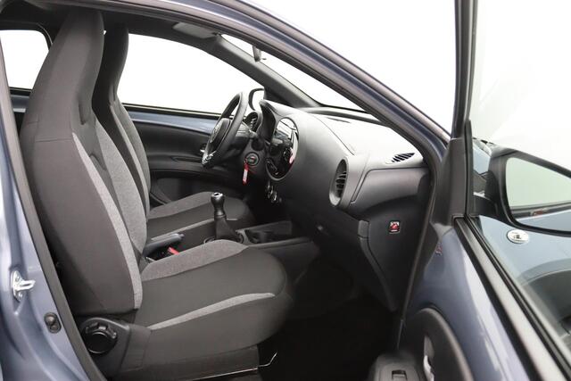 Toyota AYGO X 1.0 VVT-i MT Play | Adaptieve Cruise control | Apple Carplay | Android Auto | Airco |