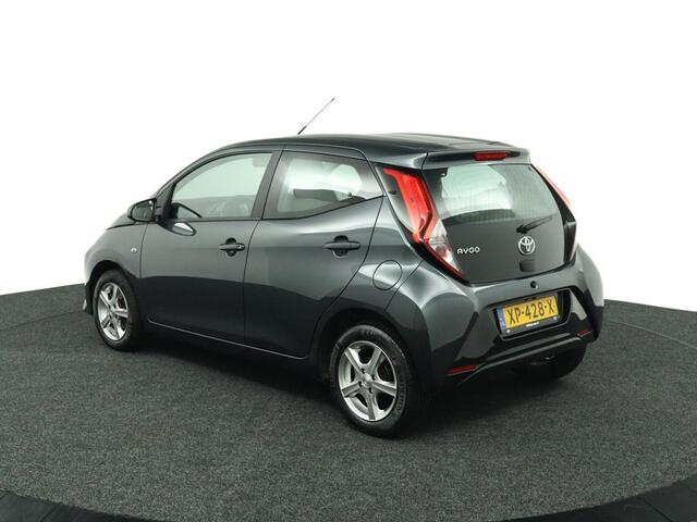 Toyota AYGO 1.0 VVT-i x-play | Lichtmetalen Velgen | Airco | Achteruitrijcamera | Led Verlichting | Bluetooth |