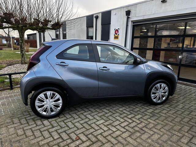 Toyota AYGO X 1.0 VVT-i MT Play Camera, Carplay, Cruise