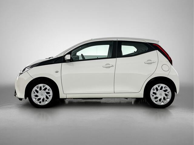 Toyota AYGO 1.0 VVT-i x-play | 1e Eigenaar | BTW'er | NIEUW GELEVERD & ONDERHOUDEN |