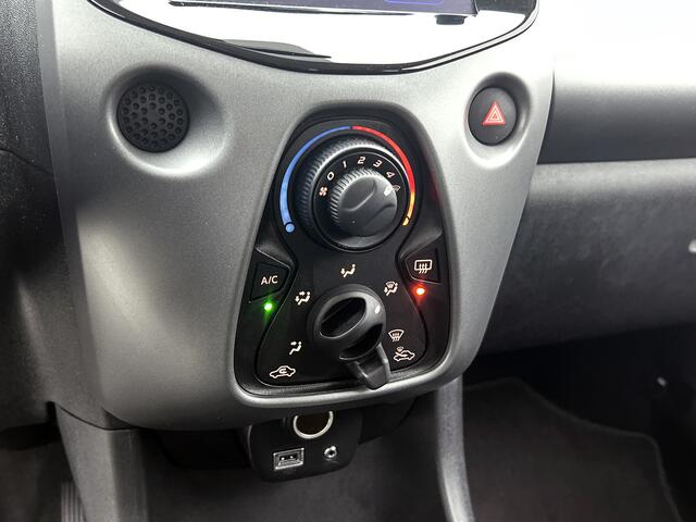 Toyota AYGO 1.0 VVT-i x-play | 1e Eigenaar | BTW'er | NIEUW GELEVERD & ONDERHOUDEN |