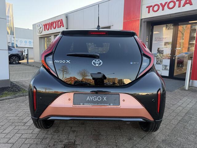 Toyota AYGO X Hybrid 115 envy NEW